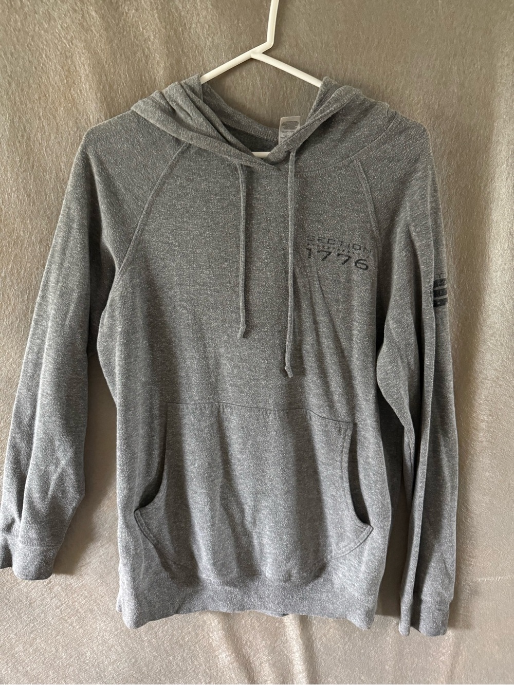 Men's Heather Gray Pullover Hoodie Sweatshirt